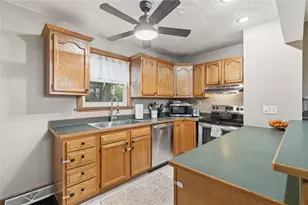 1732 Warriors Rd, Pittsburgh, PA 15205 - Photo 13