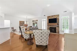 2009 Deacon Dr, Unity Township, PA 15650 - Photo 5