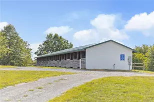 206 Lee Rd, Springfield Township, PA 16127 - Photo 5