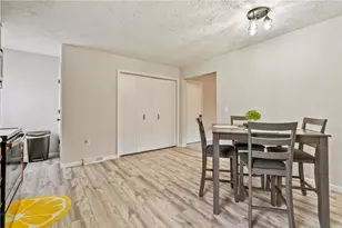 2902 Darlington Rd, Chippewa Township, PA 15010 - Photo 5