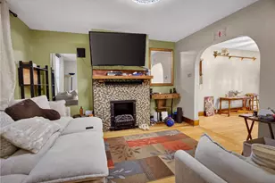 1616 Leolyn St, Pittsburgh, PA 15210 - Photo 7