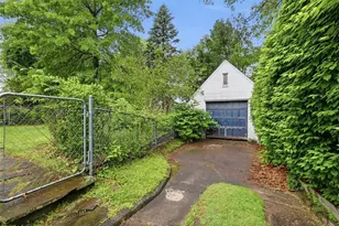 724 S Linden Ave, Pittsburgh, PA 15208 - Photo 43