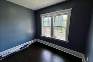 124 E Wallace Ave, New Castle, PA 16101 - Photo 9