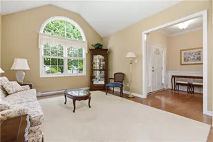 1414 Willowbrook Dr, South Strabane, PA 15301 - Photo 5