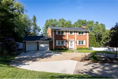 970 Beaver Grade Rd, Coraopolis, PA 15108 - Photo 3