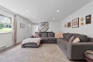 970 Beaver Grade Rd, Coraopolis, PA 15108 - Photo 7