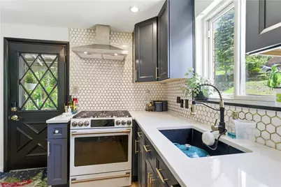 2706 Kingwood Street, Pittsburgh, PA 15234 - Photo 7