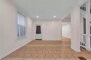 340 Ophelia St, Pittsburgh, PA 15213 - Photo 9