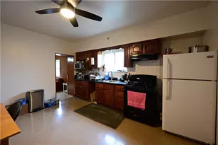 805 Railroad St, McKees Rocks, PA 15136 - Photo 9