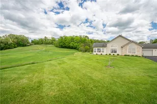 1905 Golf Course Dr, South Strabane, PA 15301 - Photo 25