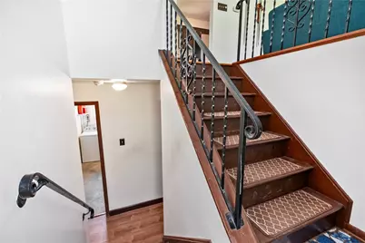 2110 Lorenzi Lane, Robinson Twp, PA 15136 - Photo 17