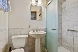 2110 Lorenzi Ln, Robinson Twp, PA 15136 - Photo 13