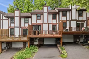 203 Sheffield Ct, Pittsburgh, PA 15101 - Photo 3