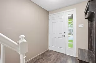 203 Sheffield Ct, Pittsburgh, PA 15101 - Photo 5