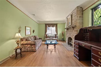 1371 Navahoe Drive, Pittsburgh, PA 15228 - Photo 7