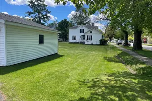 403 Grant St, Saegertown, PA 16433 - Photo 15