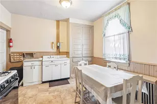 7042 Mt Vernon St, Pittsburgh, PA 15208 - Photo 15