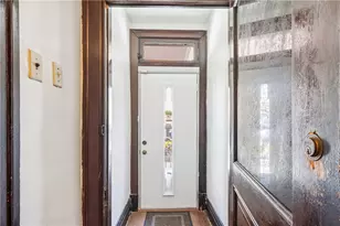 7042 Mt Vernon St, Pittsburgh, PA 15208 - Photo 5