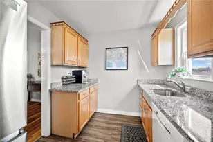 416 Phillips Ave, Stowe Township, PA 15136 - Photo 17