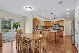 215 Cobblestone Dr, Ohio Township, PA 15237 - Photo 9