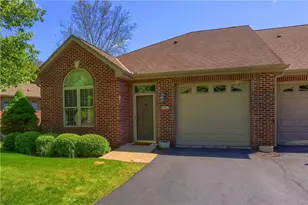 828 Village Dr, Pittsburgh, PA 15237 - Photo 1
