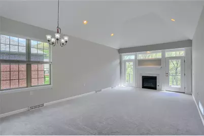 828 Village Dr, Pittsburgh, PA 15237 - Photo 17