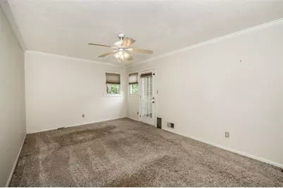 130 Woodridge Ct, White Township, PA 15701 - Photo 15