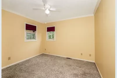 130 Woodridge Ct, White Township, PA 15701 - Photo 17