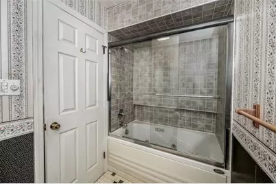 130 Woodridge Ct, White Township, PA 15701 - Photo 11