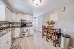 226 Coleen Dr, Pittsburgh, PA 15236 - Photo 15