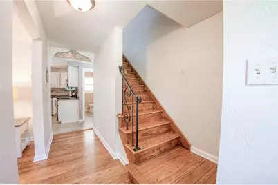 226 Coleen Dr, Pittsburgh, PA 15236 - Photo 5