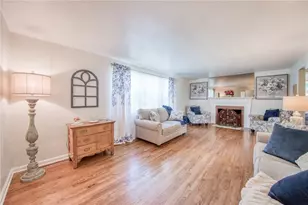 226 Coleen Dr, Pittsburgh, PA 15236 - Photo 7