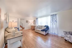 226 Coleen Dr, Pittsburgh, PA 15236 - Photo 9