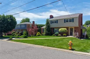 226 Coleen Dr, Pittsburgh, PA 15236 - Photo 3