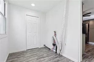 2422 Salisbury St, Pittsburgh, PA 15210 - Photo 15