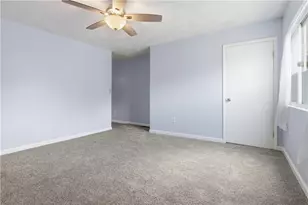 2422 Salisbury St, Pittsburgh, PA 15210 - Photo 5