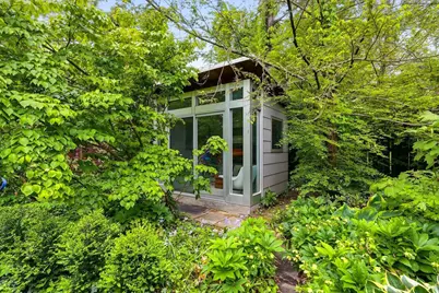 1093 Lyndhurst Drive, Pittsburgh, PA 15206 - Photo 47