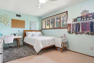1093 Lyndhurst Dr, Pittsburgh, PA 15206 - Photo 33