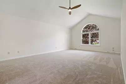 1045 Redoak Drive, Penn Twp, PA 15636 - Photo 17