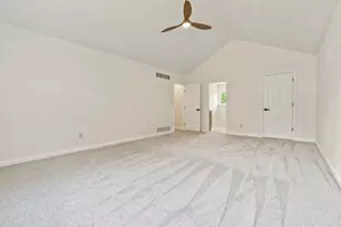 1045 Redoak Dr, Penn Twp, PA 15636 - Photo 15