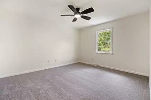 1045 Redoak Dr, Penn Twp, PA 15636 - Photo 23