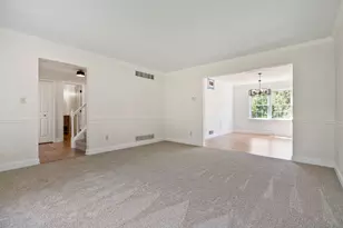 1045 Redoak Dr, Penn Twp, PA 15636 - Photo 11