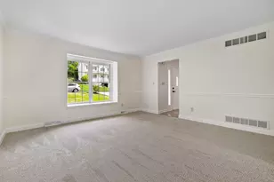 1045 Redoak Dr, Penn Twp, PA 15636 - Photo 15