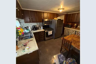 977 Sharon Rd, Beaver, PA 15009 - Photo 7