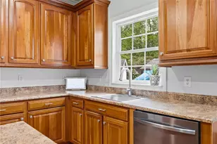 217 Arroyo Dr, Moon/Crescent Twp, PA 15108 - Photo 21