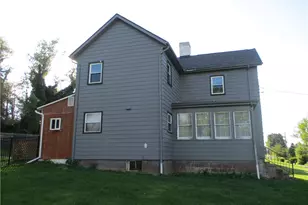 293 Hillcrest Dr, California, PA 15419 - Photo 3