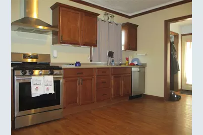 293 Hillcrest Dr, California, PA 15419 - Photo 9