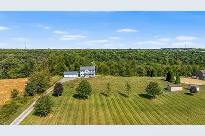 3251 Grandview Rd, Perry Township, PA 16117 - Photo 5