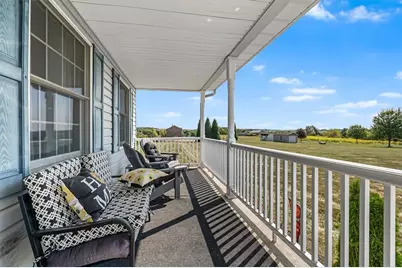 3251 Grandview Rd, Perry Township, PA 16117 - Photo 5