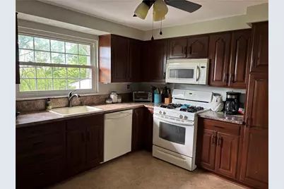 1429 Lattidome Drive, Pittsburgh, PA 15241 - Photo 9